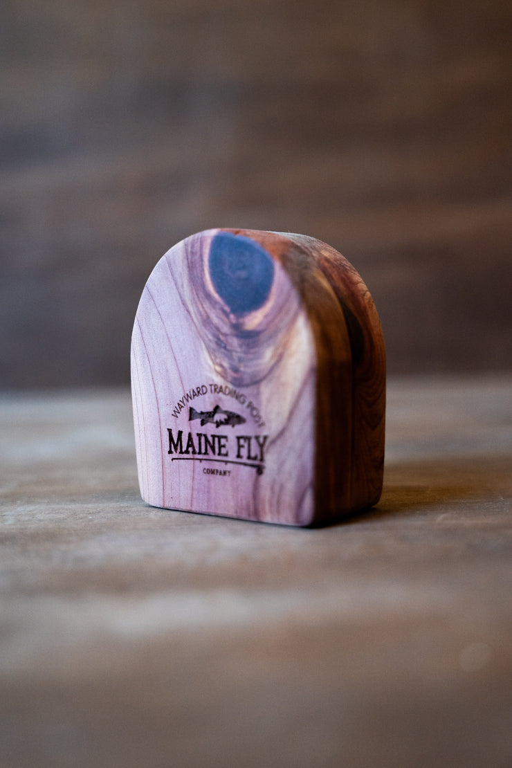 Hand Crafter "Puck" Wooden Fly Box - Maine Fly Company